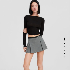 Chic Edge Pleated Mini Skirt